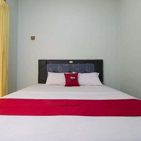 Reddoorz @ Poppies Lane Two Hotel Kuta Lombok Kültér fotó