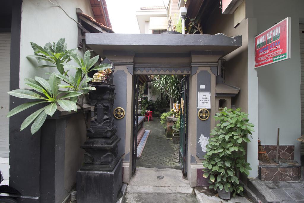 Reddoorz @ Poppies Lane Two Hotel Kuta Lombok Kültér fotó