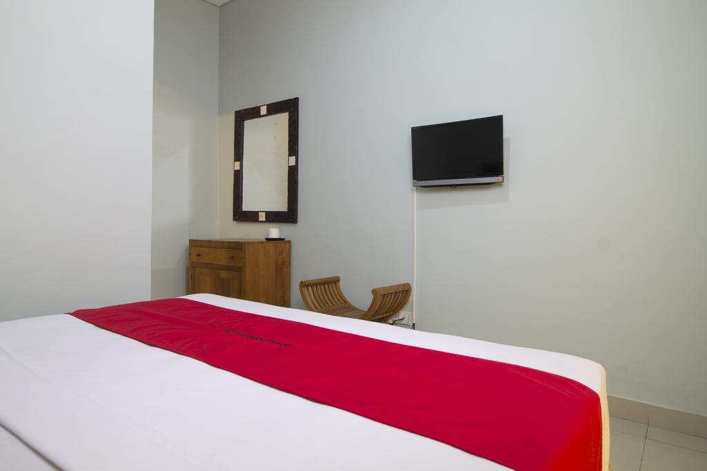 Reddoorz @ Poppies Lane Two Hotel Kuta Lombok Kültér fotó