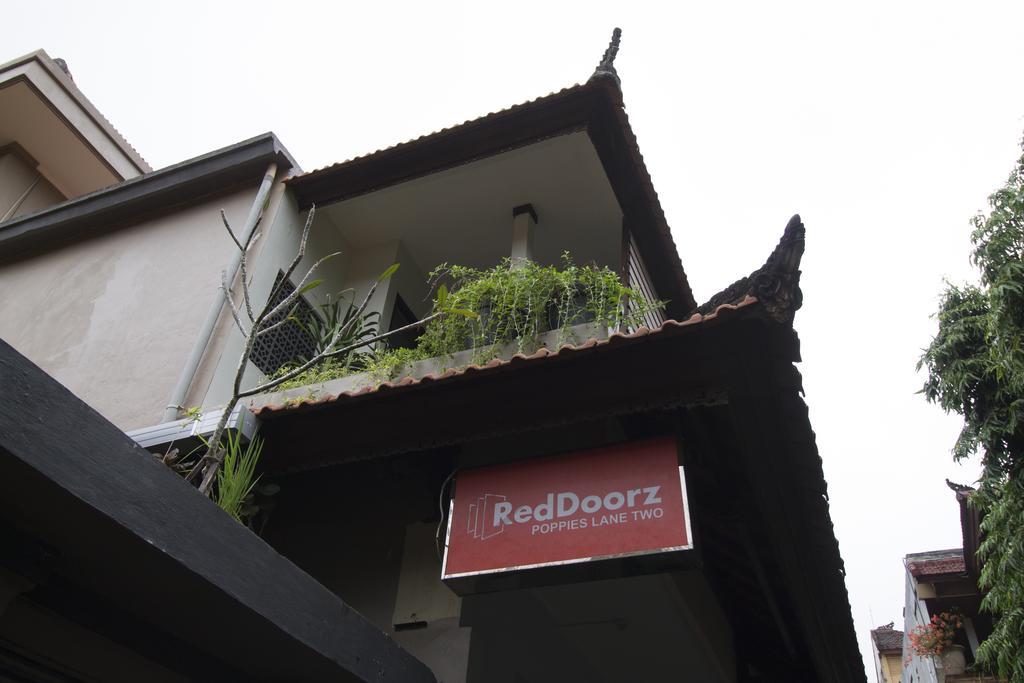 Reddoorz @ Poppies Lane Two Hotel Kuta Lombok Kültér fotó