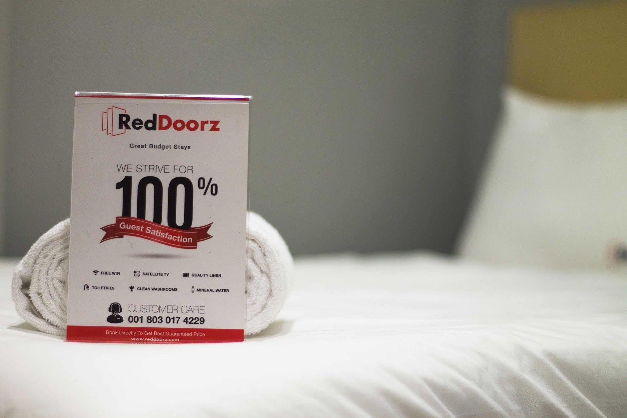 Reddoorz @ Poppies Lane Two Hotel Kuta Lombok Kültér fotó